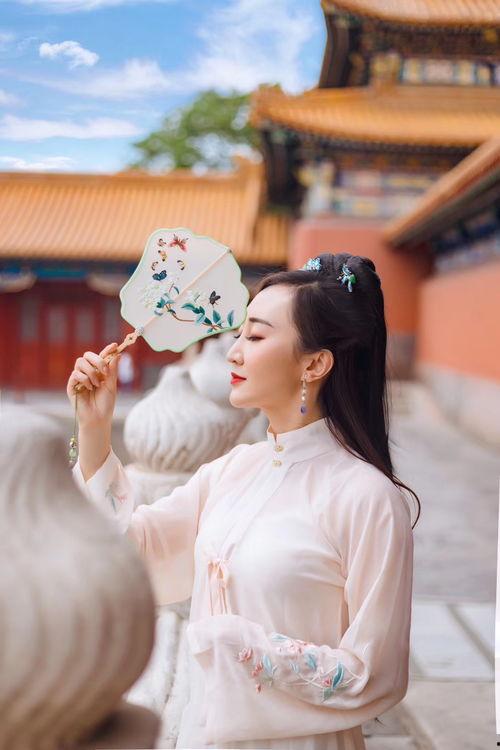 汉服模特吃瓜视频下载,网络热议不断  第3张