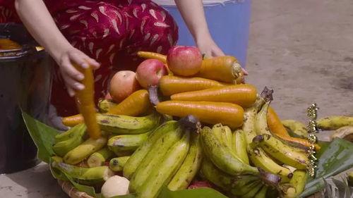 云南搬料吃瓜视频大全,趣味视频大盘点  第2张