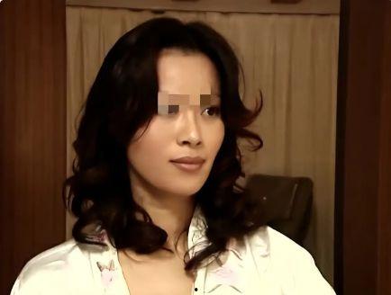 算命富婆吃瓜视频大全,娱乐圈背后的神秘故事 第3张 算命富婆吃瓜视频大全,娱乐圈背后的神秘故事 第3张