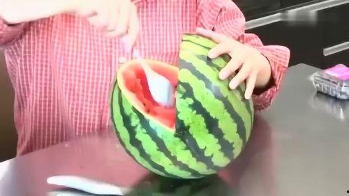 开始吃瓜的视频,跟随视频潮流,一起开启吃瓜之旅 第2张 开始吃瓜的视频,跟随视频潮流,一起开启吃瓜之旅 第2张