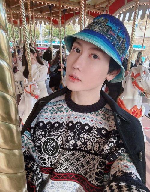 网红吃瓜藏族女孩视频播放,视频播放引发网友热议 第2张 网红吃瓜藏族女孩视频播放,视频播放引发网友热议 第2张