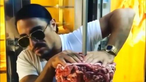 东北二哥吃瓜事件视频,一场网络热议的瓜田奇谈 第3张 东北二哥吃瓜事件视频,一场网络热议的瓜田奇谈 第3张