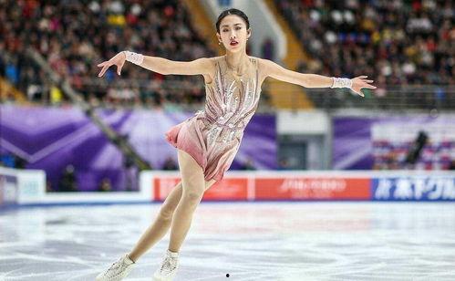 陈虹伊吃瓜事件视频,揭秘网络热议背后的真相