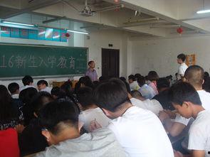 沧州职业学院吃瓜视频,揭秘校园生活趣味瞬间 第3张 沧州职业学院吃瓜视频,揭秘校园生活趣味瞬间 第3张